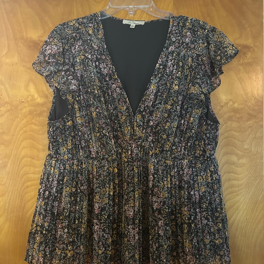 Floral V-Neck Women's Top